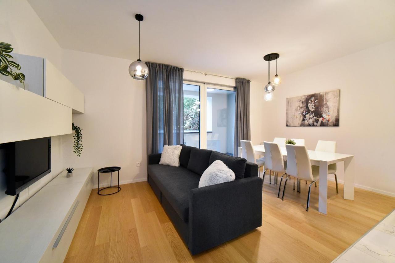 Ophelia Apartment With Parking Загреб Экстерьер фото
